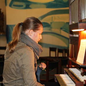 ... während an der Orgel probiert wird...