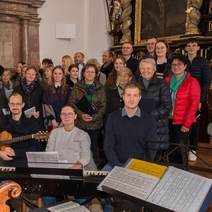 Festgottesdienst und Agape