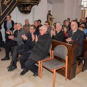 Festgottesdienst und Agape