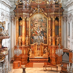 7 / © Wolfgang Hochreiter Hochaltar: Gesamtansicht